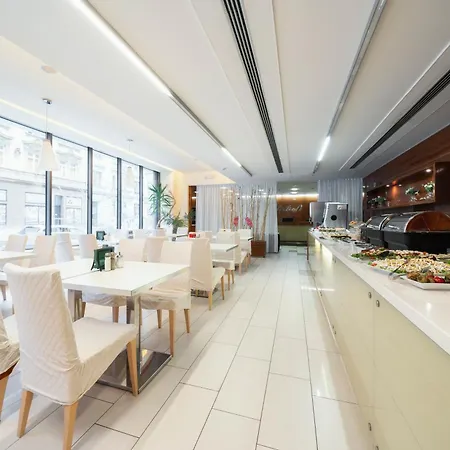 Ehrlich Hotel 4*